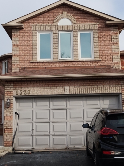 Window and door replacement in Pickering, Ontario by Optima Windows and Doors (photo 2), photo from Lorna Esguerra's 5-star Google review